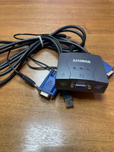 Лот: 19900081. Фото: 1. KVM переключатель edimax. Шлейфы, кабели, переходники