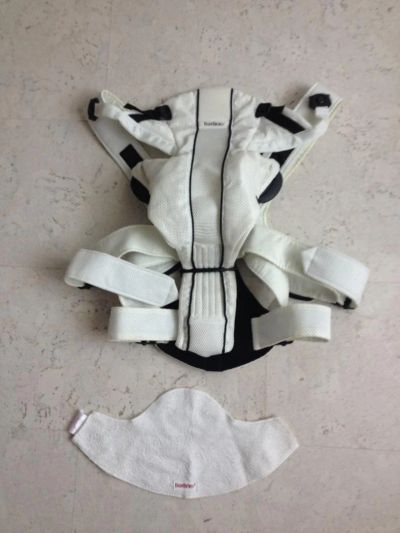 Лот: 5642531. Фото: 1. Эргономичный рюкзак кенгуру Babybjorn... Слинги, эрго рюкзаки, переноски