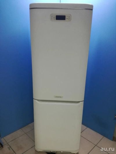 Лот: 7889909. Фото: 1. Холодильник Hotpoint-Ariston MBA... Холодильники, морозильные камеры