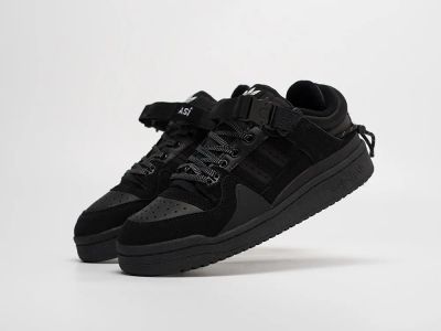 Лот: 19845665. Фото: 1. Кроссовки Bad Bunny x Adidas Forum... Кеды, кроссовки, слипоны