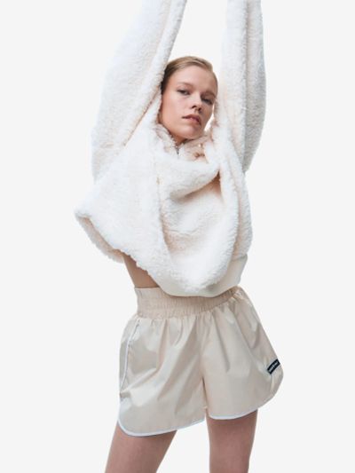 Лот: 25257115. Фото: 1. Шорты Everever Glam Sport, Бежевый. Шорты