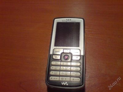 Лот: 793113. Фото: 1. sony ericsson w800i 800 руб. Кнопочные мобильные телефоны