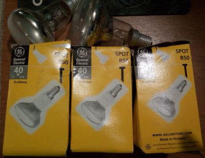 Лот: 15496042. Фото: 1. Лампочки 40w E14. Другое освещение