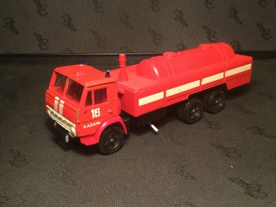 Лот: 11601573. Фото: 1. Камаз 53213 ??. Автомоделизм