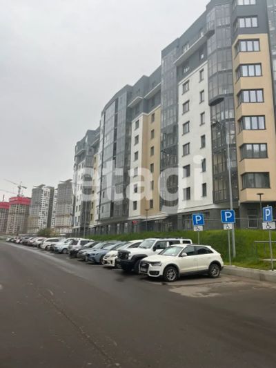 Лот: 25298930. Фото: 1. 1-комн. квартира , Красноярск... Квартиры, студии