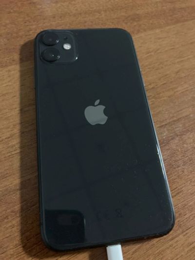 Лот: 17470032. Фото: 1. iPhone 11. Смартфоны
