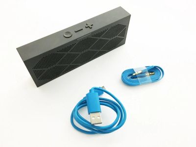 Лот: 11762224. Фото: 1. Портативная Bluetooth колонка... Портативные, беспроводные колонки