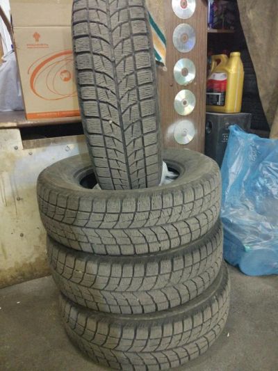 Лот: 11364960. Фото: 1. bridgestone 205/70/15 в Красноярске. Шины