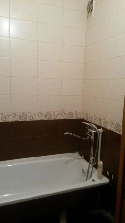 Лот: 3840791. Фото: 1. Cдам 1 комнатную возле Планеты... Квартиры, студии