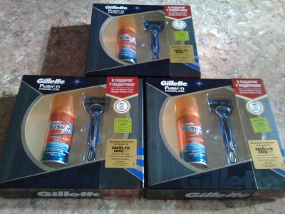 Лот: 7436915. Фото: 1. Три подарочных набора Gillette... Другое (красота и здоровье)