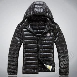 Лот: 1365834. Фото: 1. Куртка Moncler S размер. Верхняя одежда