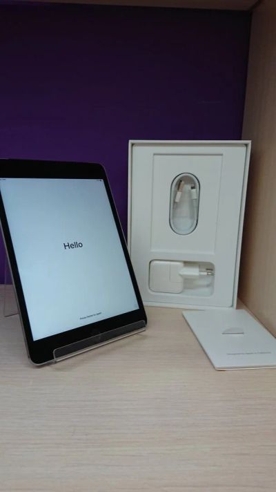 Лот: 15183469. Фото: 1. Планшет Apple iPad mini 4 128Gb... Планшеты