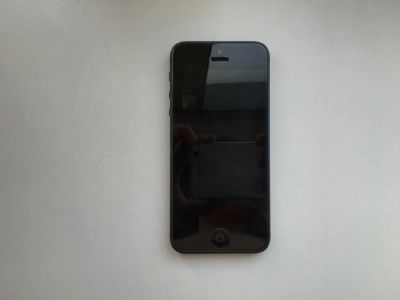 Лот: 7025777. Фото: 1. iPhone 5 32gb Black. Смартфоны