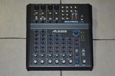 Лот: 8835927. Фото: 1. Alesis MultiMix 8 USB FX. Микшерный... Эстрадная акустика и усилители