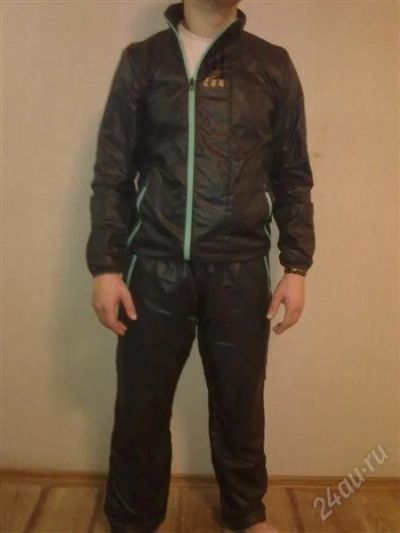 Лот: 1322981. Фото: 1. Спортивный костюм ''adidas'' фирменный... Другое (спортивная одежда)