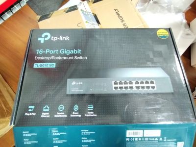 Лот: 25413352. Фото: 1. Коммутатор проводной Tp-link гигабитный. Коммутаторы