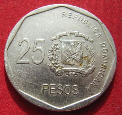 Лот: 18868323. Фото: 1. Доминикана 25 песо, 2008 г. Остальные страны