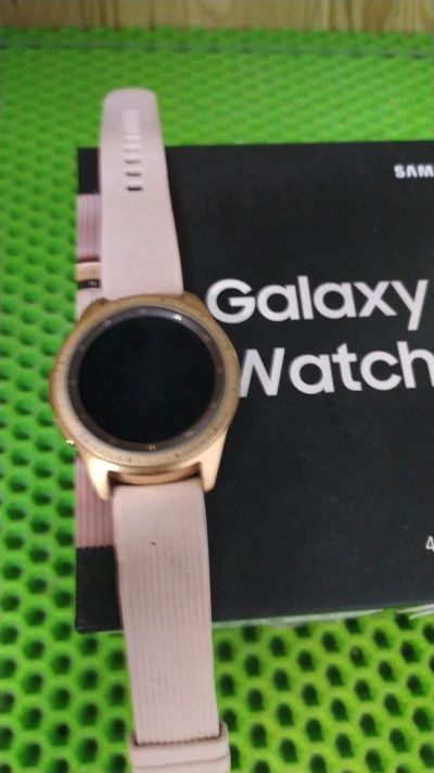 Лот: 21258800. Фото: 1. Смарт часы Galaxy Watch SM-R810... Смарт-часы, фитнес-браслеты, аксессуары