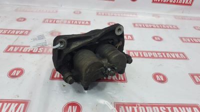 Лот: 20902258. Фото: 1. Суппорт тормозной Subaru Forester... Тормозная система
