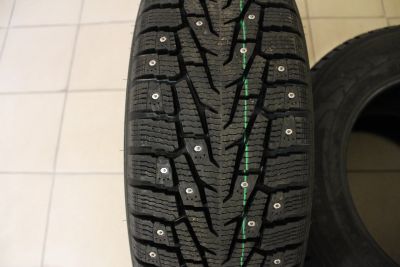 Лот: 24342068. Фото: 1. Зимняя резина 215/55 R-17 "IKON... Шины