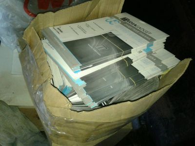 Лот: 13954285. Фото: 1. Коробка защитных пленок на смартфоны... Защитные стёкла, защитные плёнки