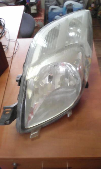 Лот: 7253865. Фото: 1. Фара левая Toyota Yaris 05-11. Оптика и освещение