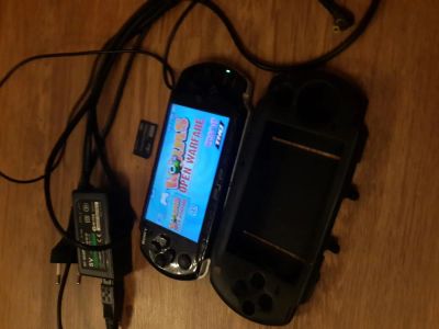 Лот: 5097552. Фото: 1. PSP 3008 прошитая. Игровые приставки, консоли