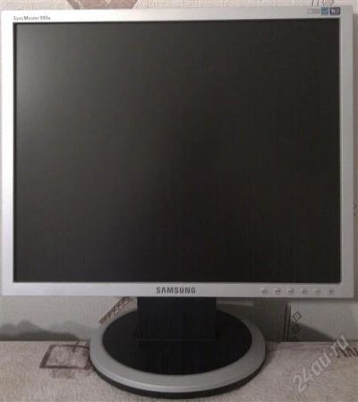 Лот: 2638999. Фото: 1. Монитор Samsung 940N 19". ЖК-мониторы