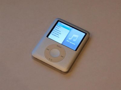Лот: 3383668. Фото: 1. Оригинальный Apple iPod Nano 3g... Плееры