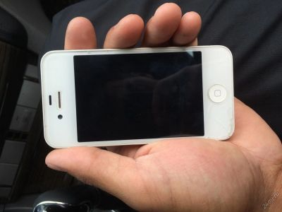 Лот: 5803672. Фото: 1. iPhone 4 16Gb(белый). Смартфоны