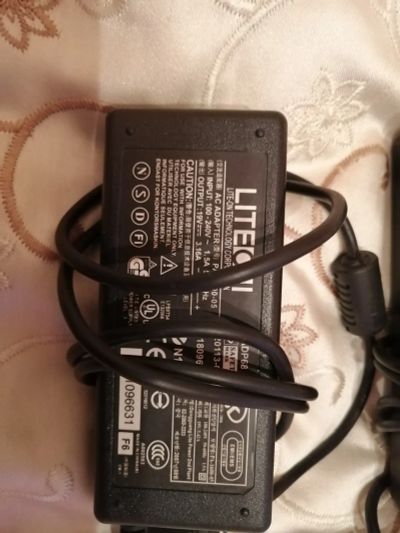 Лот: 23360283. Фото: 1. Блок питания 19в от ноута Asus. Корпуса, блоки питания