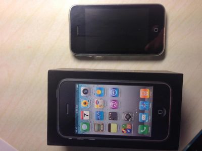 Лот: 3443093. Фото: 1. iphone 3gs 16gb free sim. Смартфоны