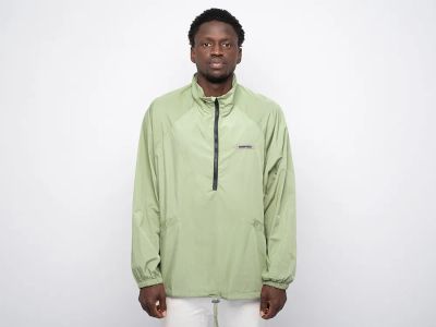 Лот: 24976606. Фото: 1. Анорак ESSENTIALS. Верхняя одежда