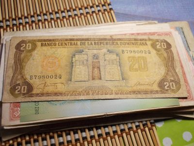 Лот: 17314781. Фото: 1. Редкие 20 Песо 1987 года-Доминикана... Россия, СССР, страны СНГ