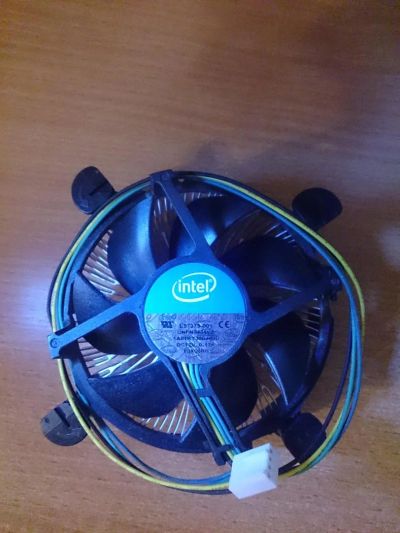 Лот: 7154795. Фото: 1. Кулер процессора Intel E97379-001... Системы охлаждения