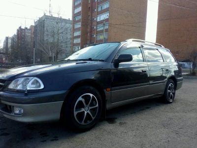 Лот: 9918955. Фото: 1. Тойота Калдина. Автомобили