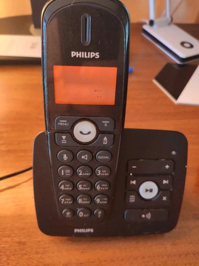 Лот: 16621081. Фото: 1. База к беспроводному телефон Philips... Проводные телефоны