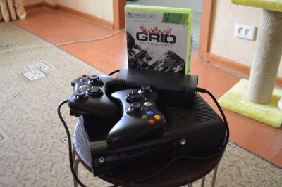 Лот: 5522446. Фото: 1. Xbox 360 E 250gb возможен обмен. Игровые приставки, консоли