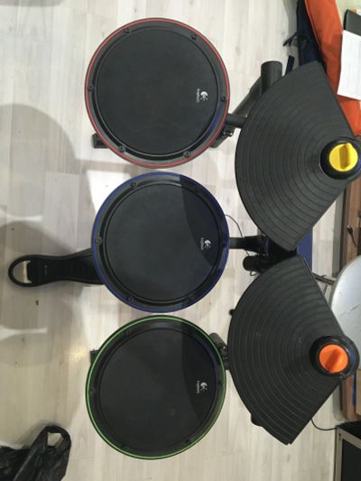 Лот: 15600132. Фото: 1. Ударная установка Guitar Hero... Аксессуары для игровых приставок, консолей, геймпады