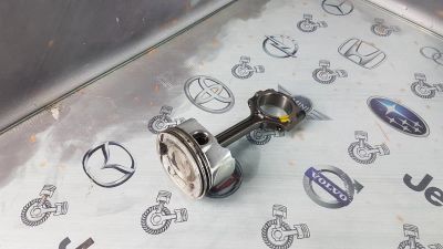 Лот: 23595476. Фото: 1. Поршень с шатуном Nissan Altima... Двигатель и элементы двигателя