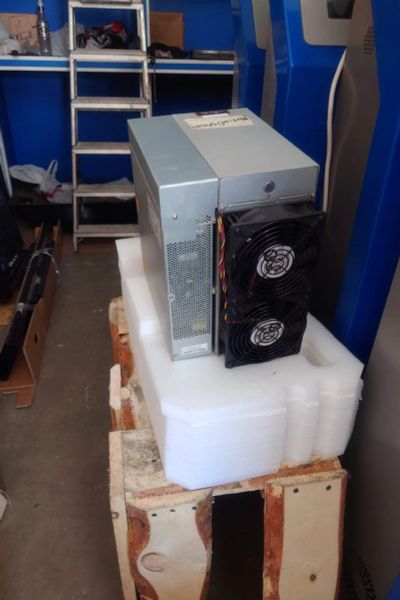 Лот: 22849708. Фото: 1. Antminer S19 90TH. Майнинг фермы, товары для майнинга