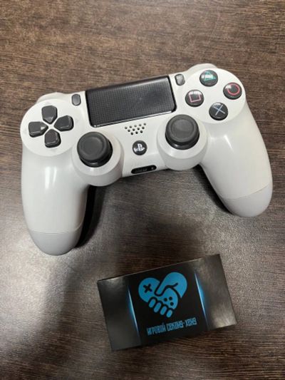 Лот: 20275767. Фото: 1. Оригинальный геймпад Dualshock... Аксессуары, геймпады