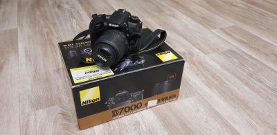 Лот: 10493315. Фото: 1. Nikon D7000 + AFS Nikkor 18-55mm. Цифровые зеркальные