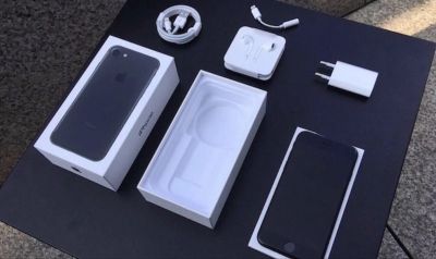 Лот: 11923417. Фото: 1. Iphone 7 32gb black. Смартфоны