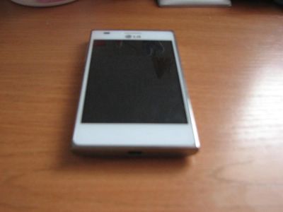 Лот: 3600289. Фото: 1. LG Optimus L5 E615 Dual White. Смартфоны