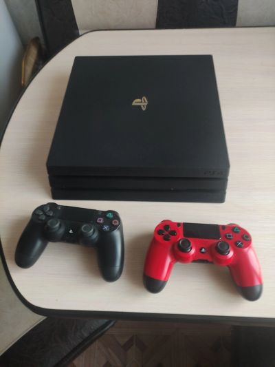 Лот: 18060127. Фото: 1. sony playstation 4 pro. Игровые приставки, консоли