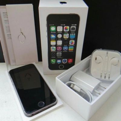 Лот: 15148215. Фото: 1. iPhone 5s space grey. Смартфоны
