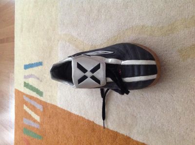 Лот: 3041882. Фото: 1. Бампы Umbro в отличном состоянии... Кеды, кроссовки, слипоны