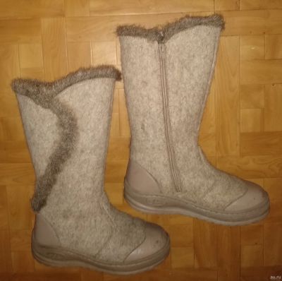 Лот: 18253824. Фото: 1. Унтоваленки Фома 33 + туфли школьные... Валенки, угги, унты