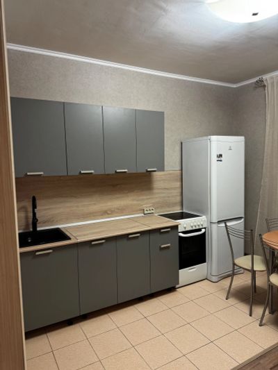Лот: 10654083. Фото: 1. Сдам 2-х комн Батурина, д30. Квартиры, студии